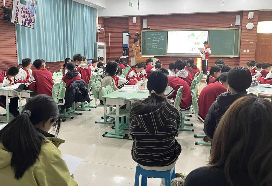 1986589040383447040.jpg 20e91c23257197bf5e3c73e6cc8816c2.jpg