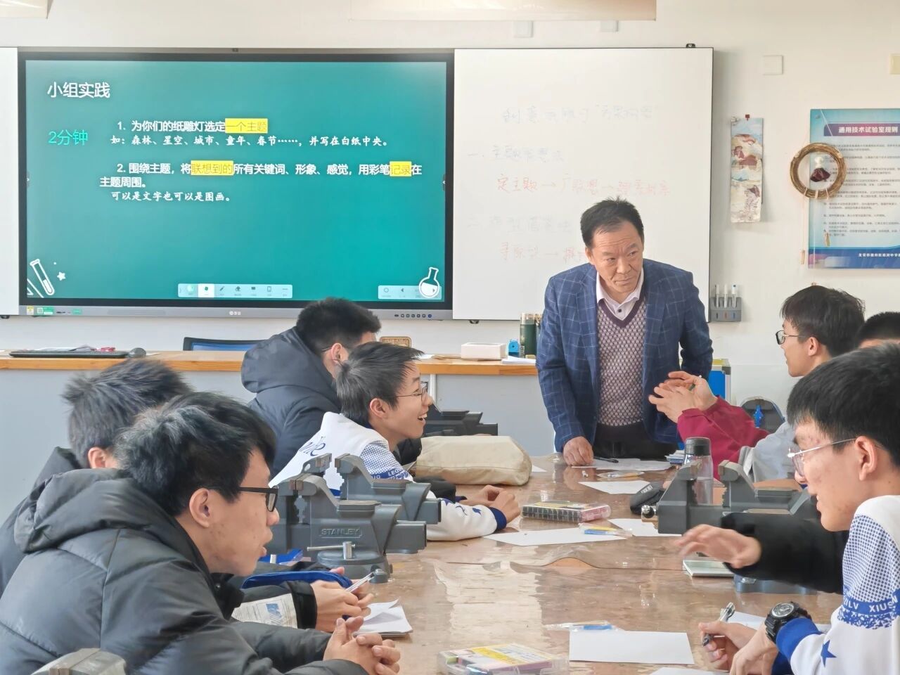 2028378145349783552.jpg aaff1ad26a89a44b9ba5820f6a539e2f.jpg