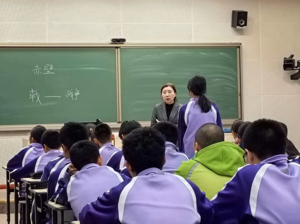 2028378410429796352.jpg 57b07d7638c59859580ea11d5daff0fa.jpg